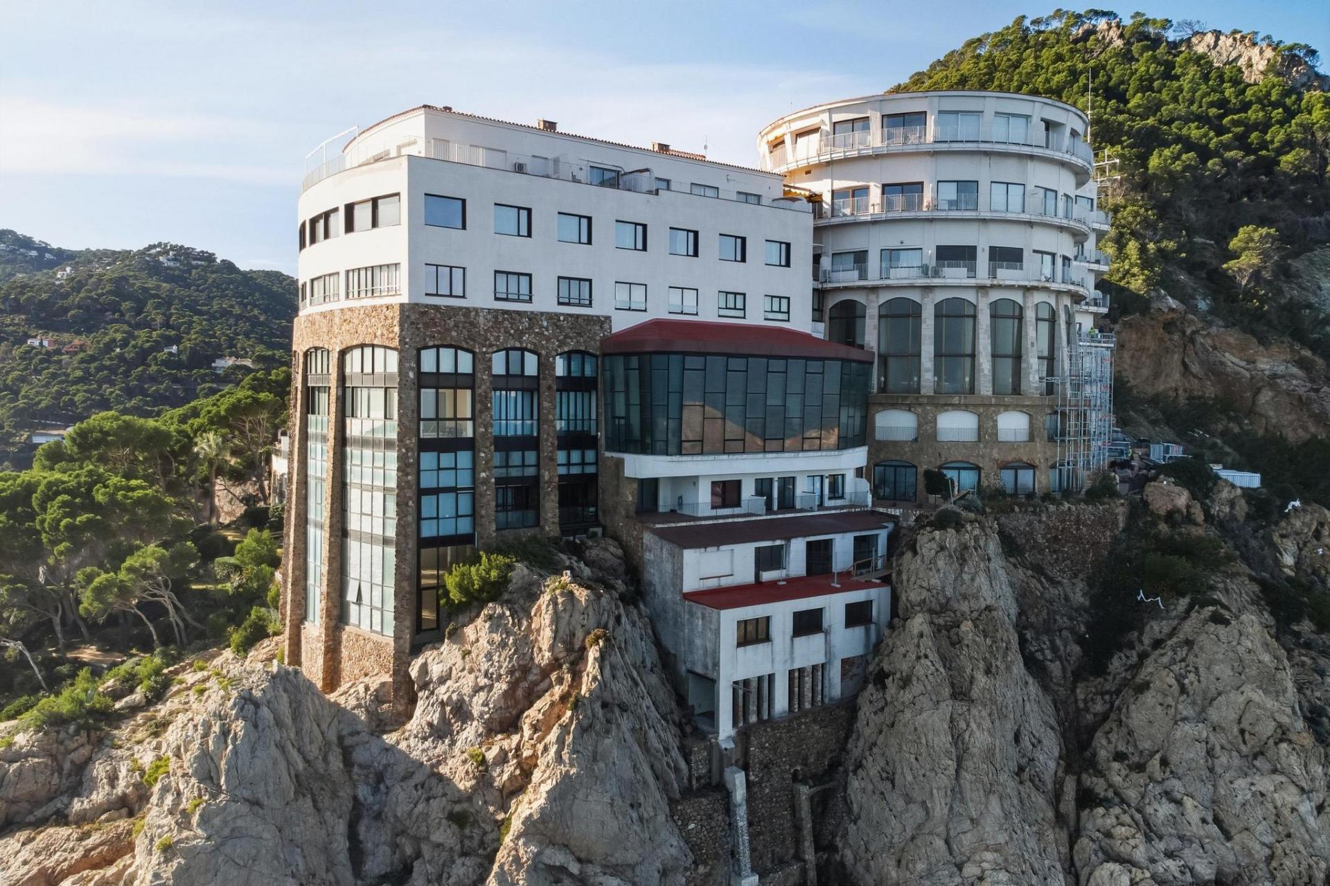 Apartamento en el complejo de lujo en Cap Sa Sal (Begur) con vistas al mar