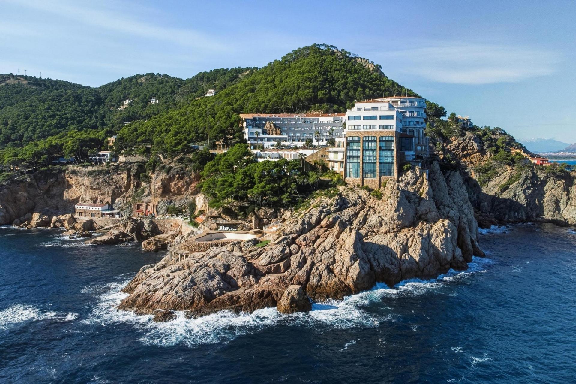 Apartamento en el complejo de lujo en Cap Sa Sal (Begur) con vistas al mar