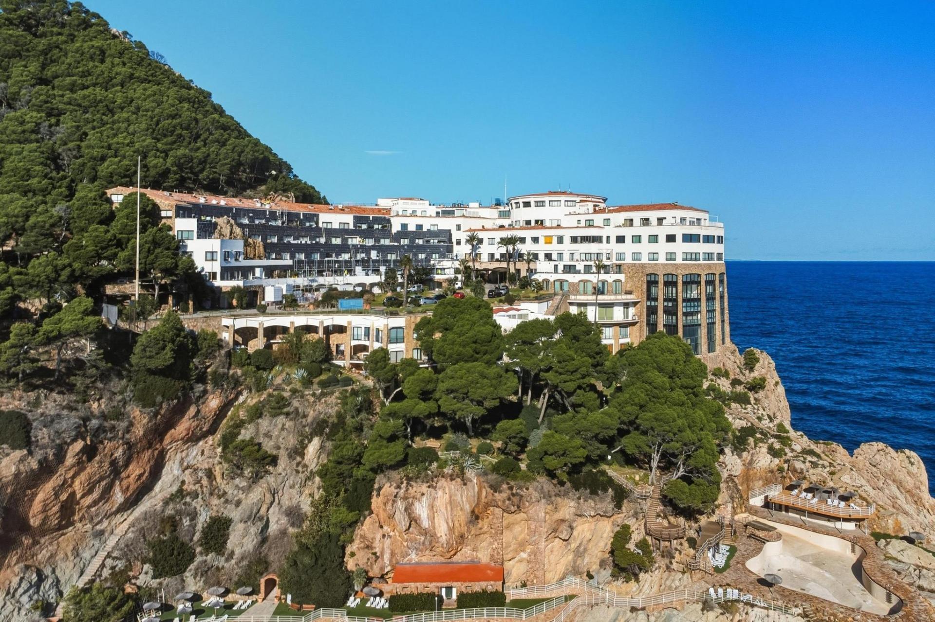 Apartamento en el complejo de lujo en Cap Sa Sal (Begur) con vistas al mar