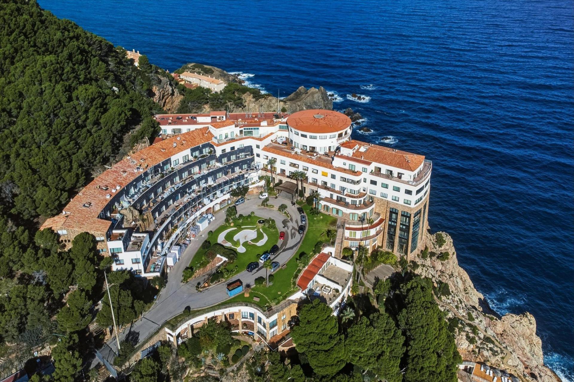 Apartamento en el complejo de lujo en Cap Sa Sal (Begur) con vistas al mar