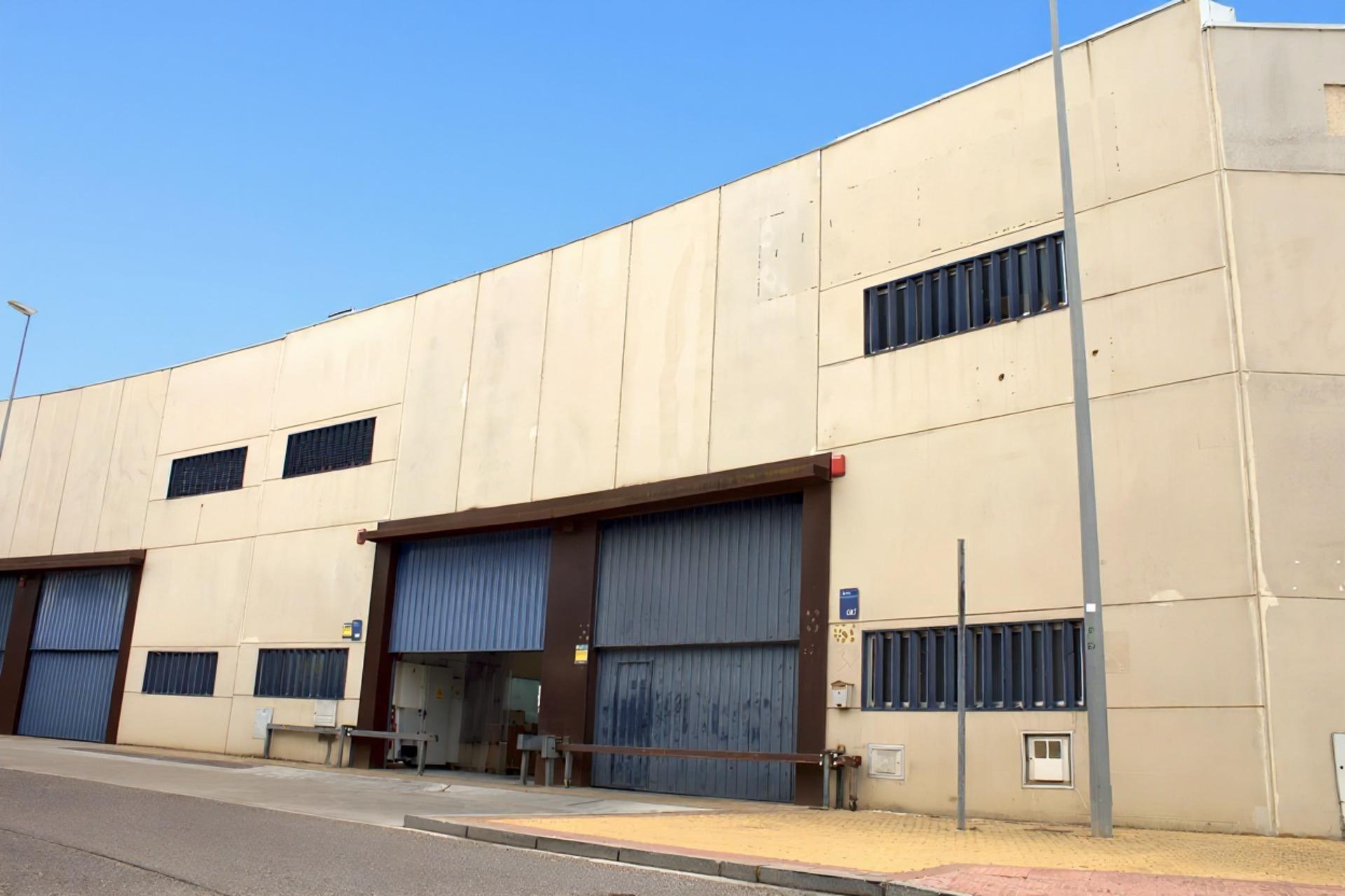 Naves-Venta-AlcalÃ¡ de GuadaÃ­ra-1974905-Foto-22