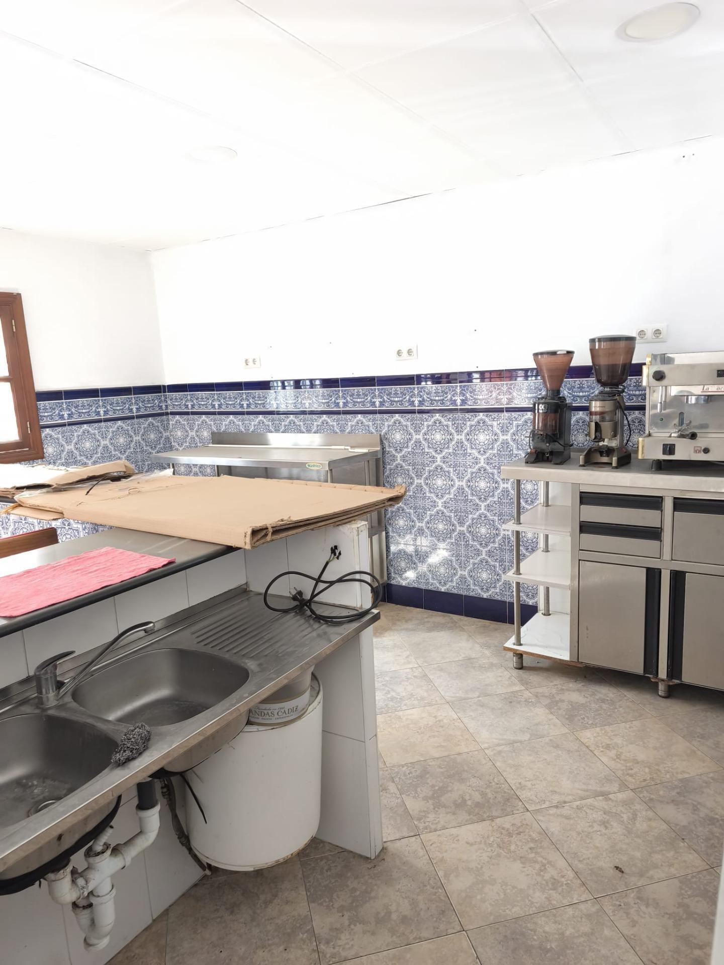 Negocios-Venta-Chiclana de la Frontera-2019539-Foto-9