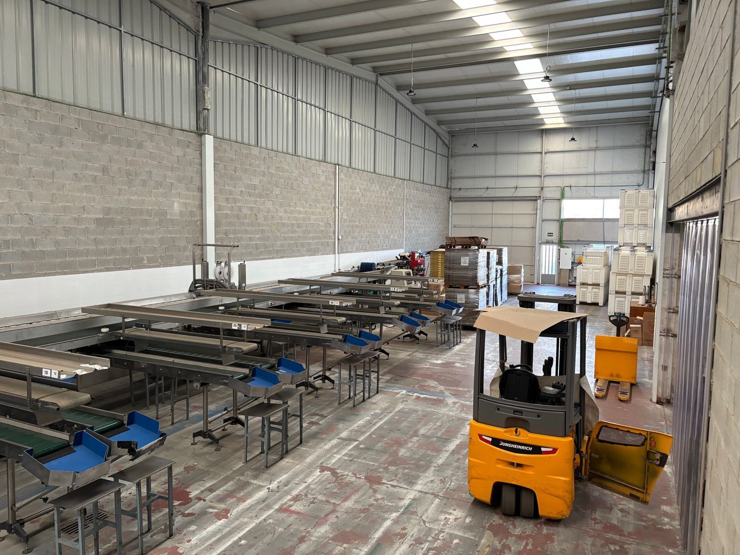 Naves-Venta-Corvera de Asturias-2031366-Foto-2