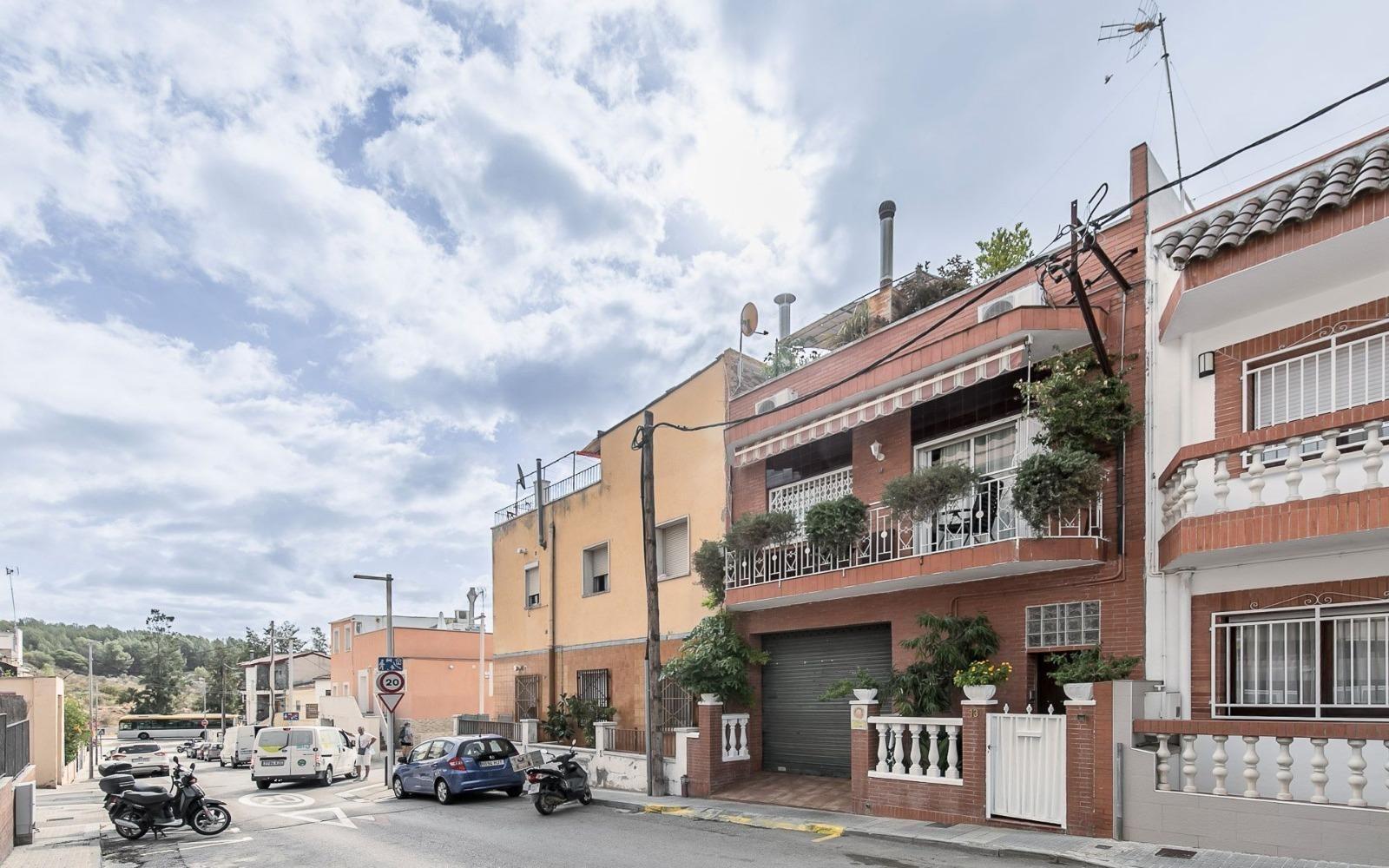 Casas o chalets-Venta-GavÃ -2032101-Foto-2