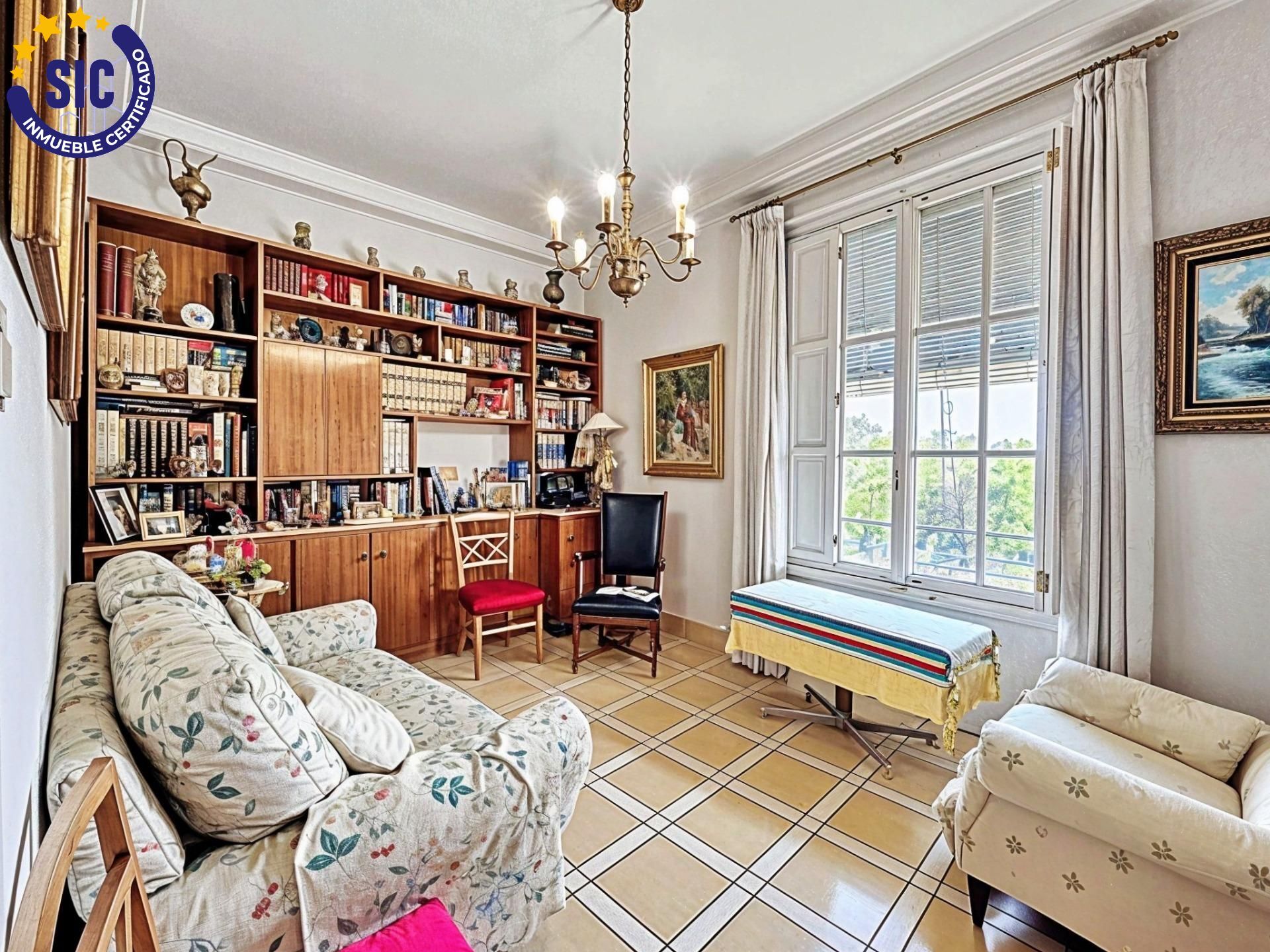 IMPRESIONANTE VIVIENDA EN XÀTIVA: 214 m² de Luz, Carácter y Vistas Panorámicas Únicas.