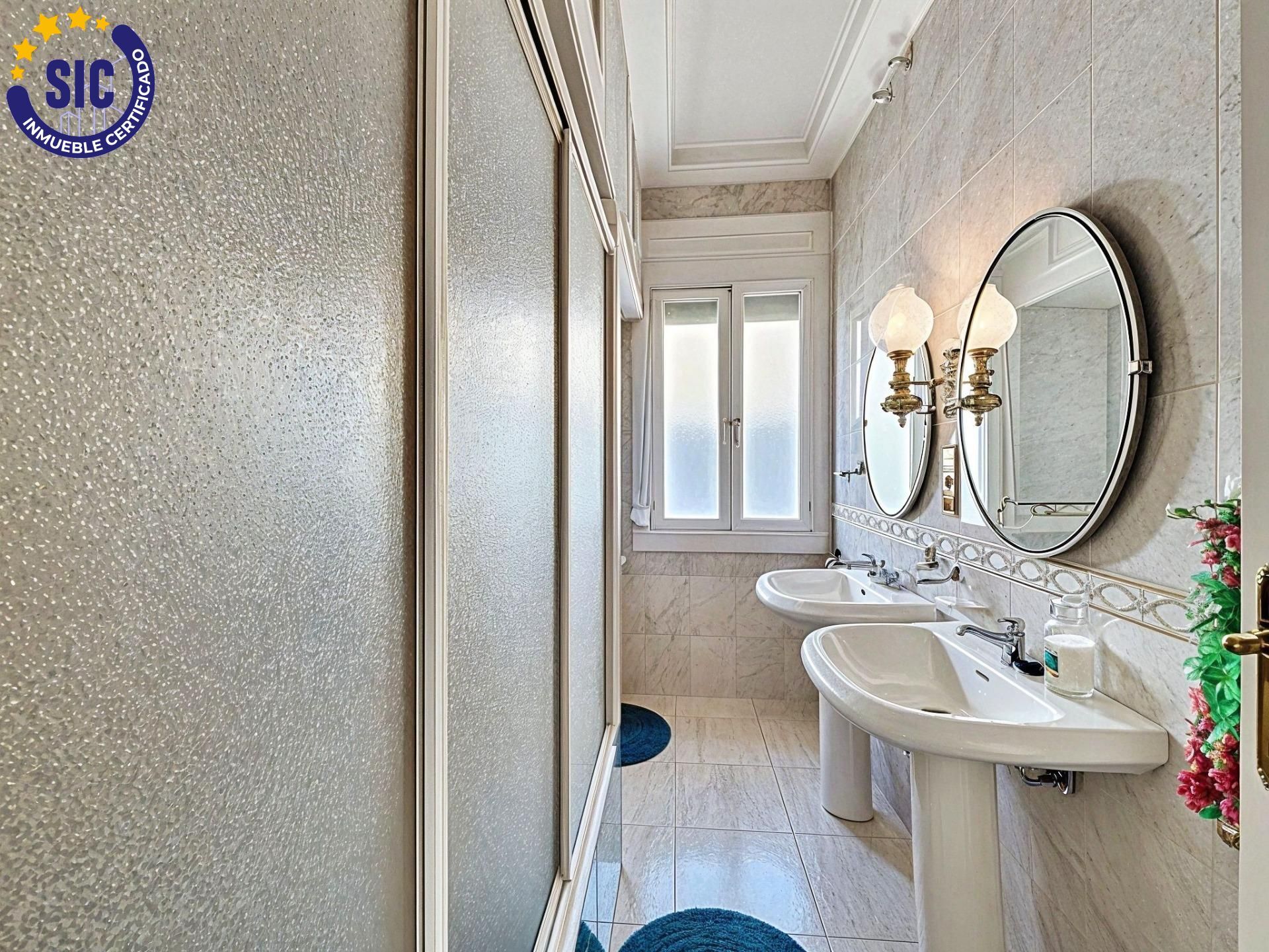 IMPRESIONANTE VIVIENDA EN XÀTIVA: 214 m² de Luz, Carácter y Vistas Panorámicas Únicas.