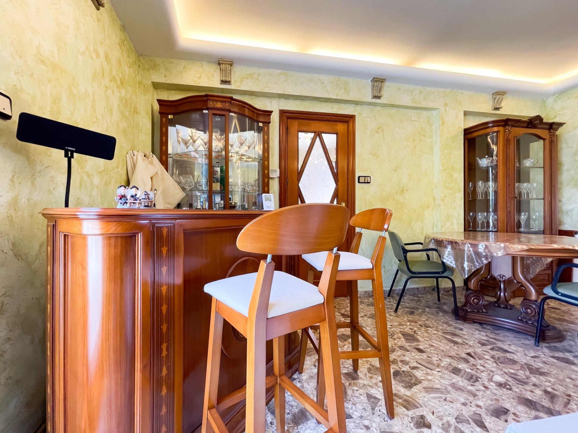 Descubre un refugio de elegancia y serenidad en el corazón de Chera