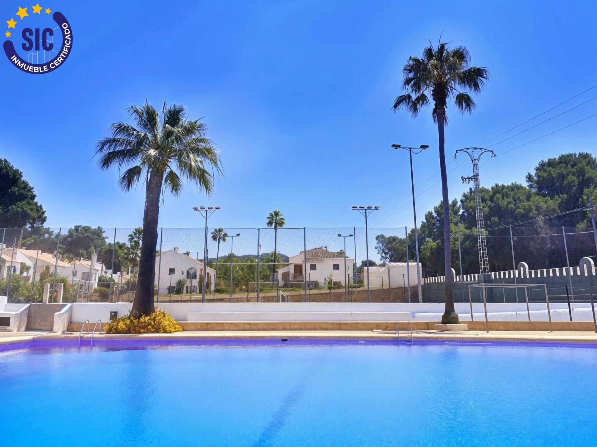 Apartamento Reformado en Urbanización Toscamar, Jávea