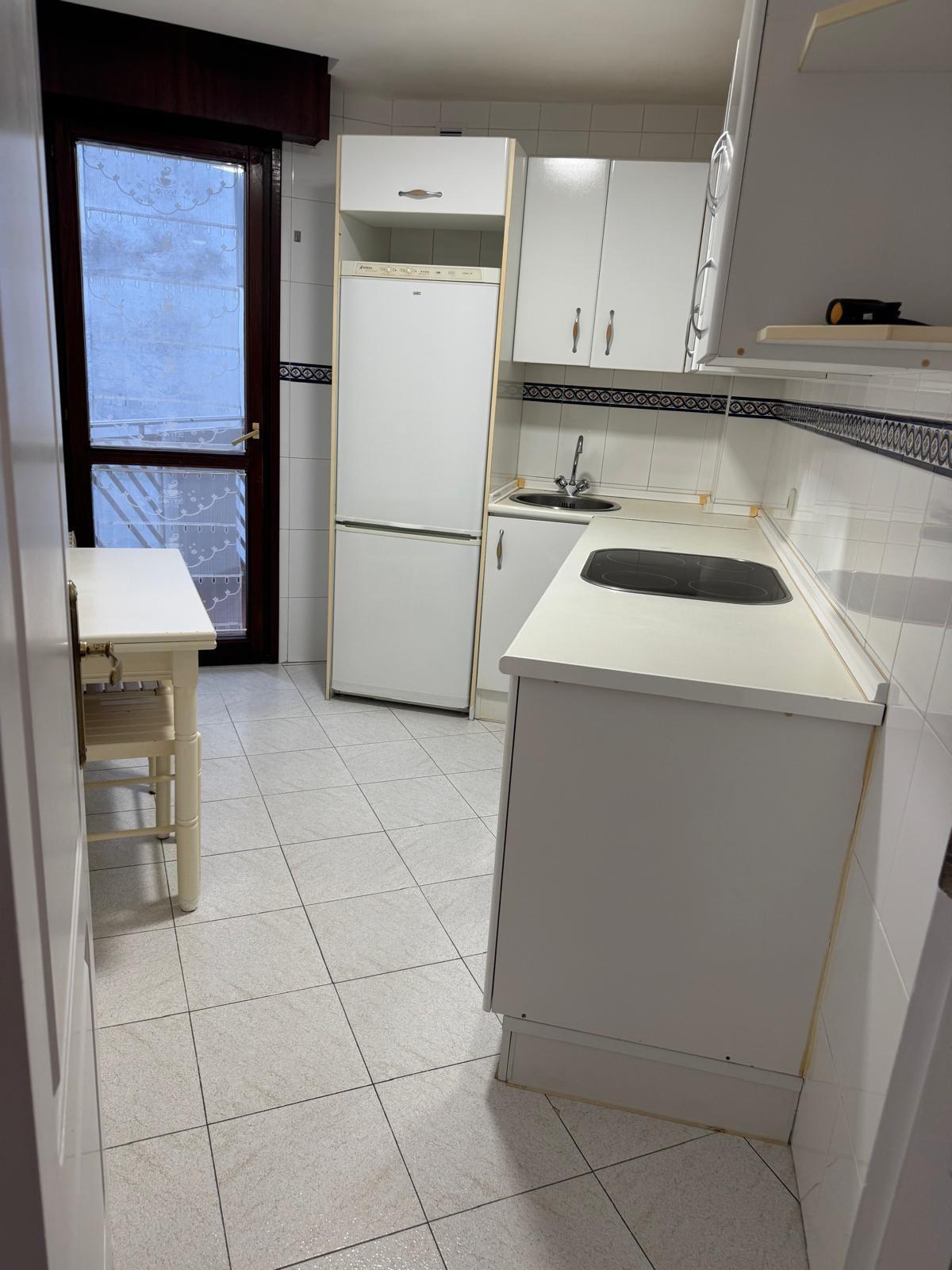 Pisos-Alquiler-Torrelavega-2036259-Foto-16