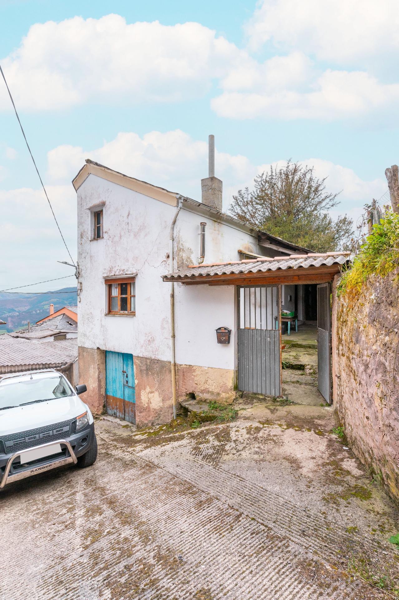 VISTAS INCREIBLES A UN PASO DE TODOS LOS SERVICIOS EN EL OCCIDENTE ASTURIANO