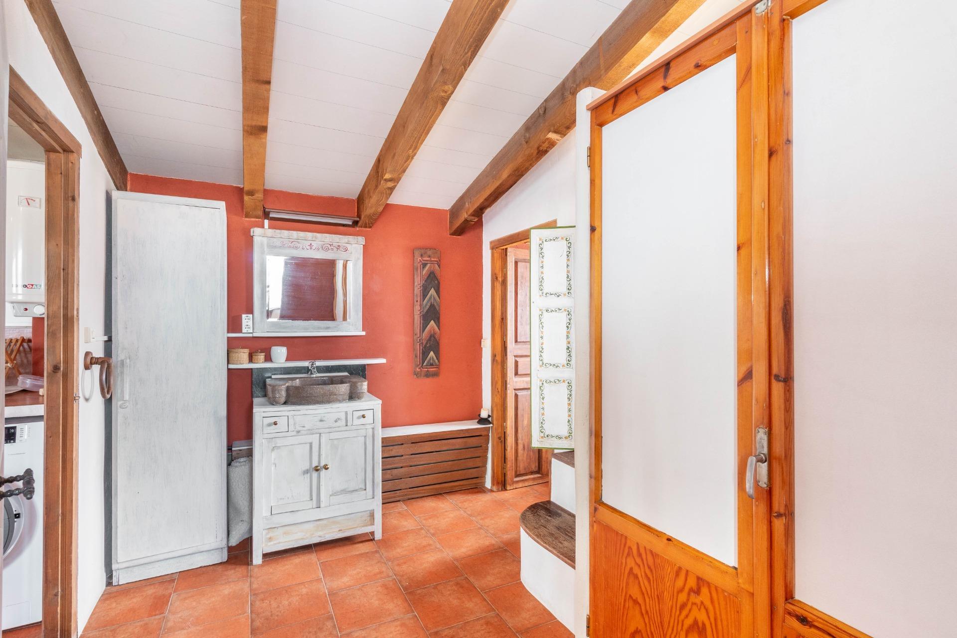 Remanso de paz en Valencia de Don Juan, con jardín y casa de invitados