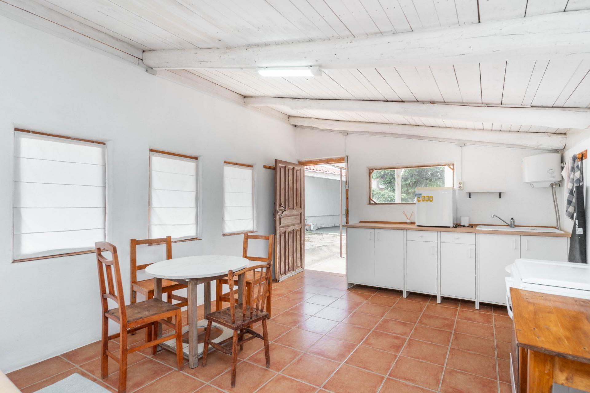 Remanso de paz en Valencia de Don Juan, con jardín y casa de invitados