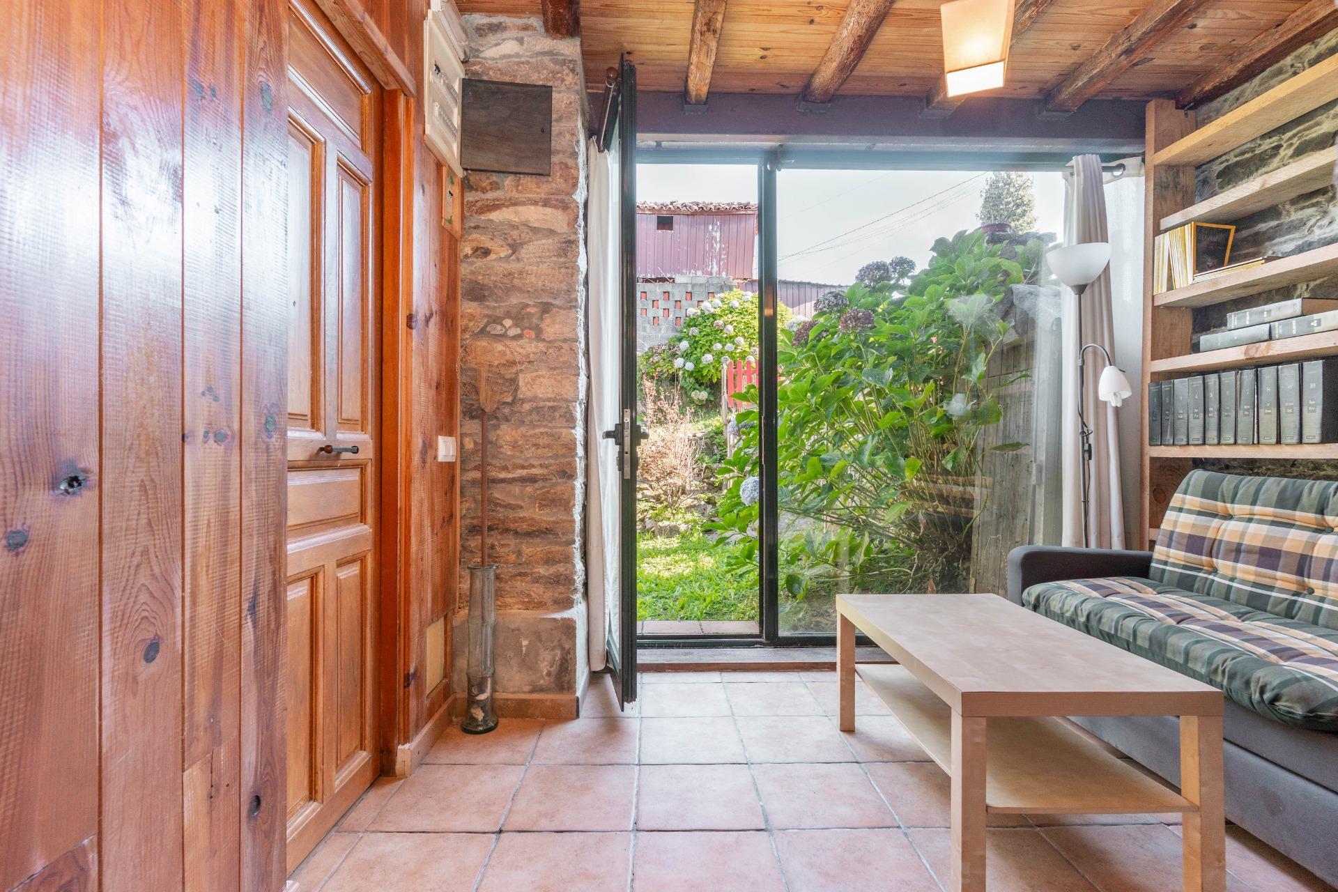 Encanto rural con alma asturiana ? Casa de piedra con vistas de ensueño en Loro (Pravia)