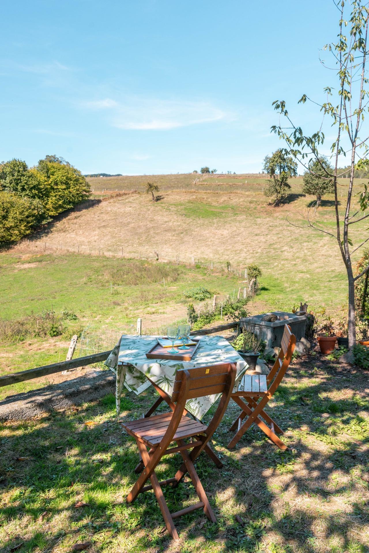 Encanto rural con alma asturiana ? Casa de piedra con vistas de ensueño en Loro (Pravia)