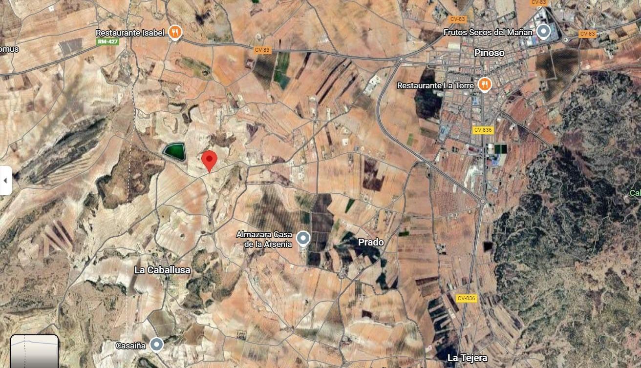 Terreno cerca de Pinoso, Alicante, 150.000 m2 con permiso para construir vallas de lujo hasta 1500 m2