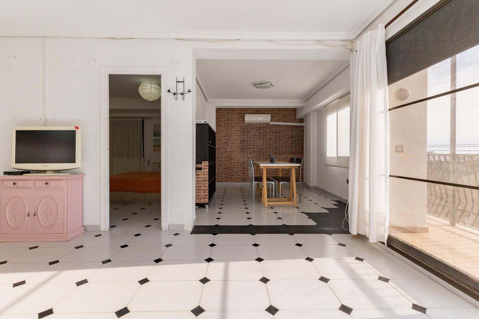 Pisos en Valencia, Pinedo