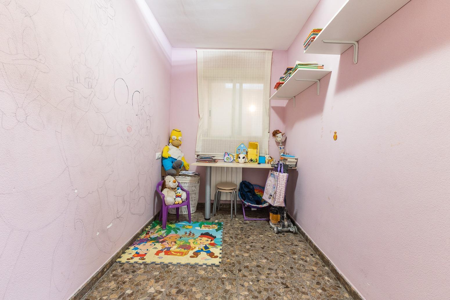 A 6 km de la playa ,4 habitaciones, 2 baños