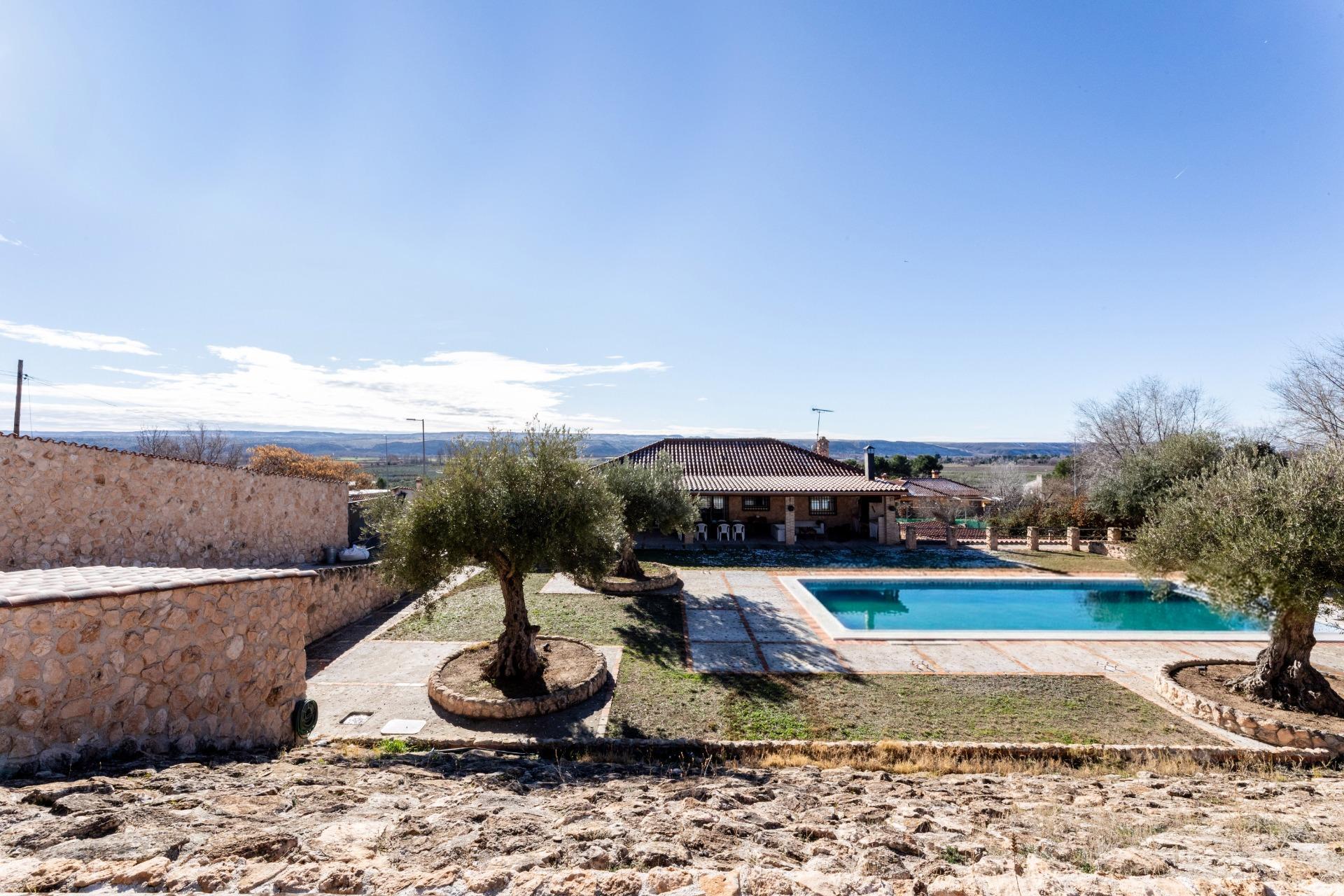 Casas o chalets-Venta-Colmenar de Oreja-2033397-Foto-8