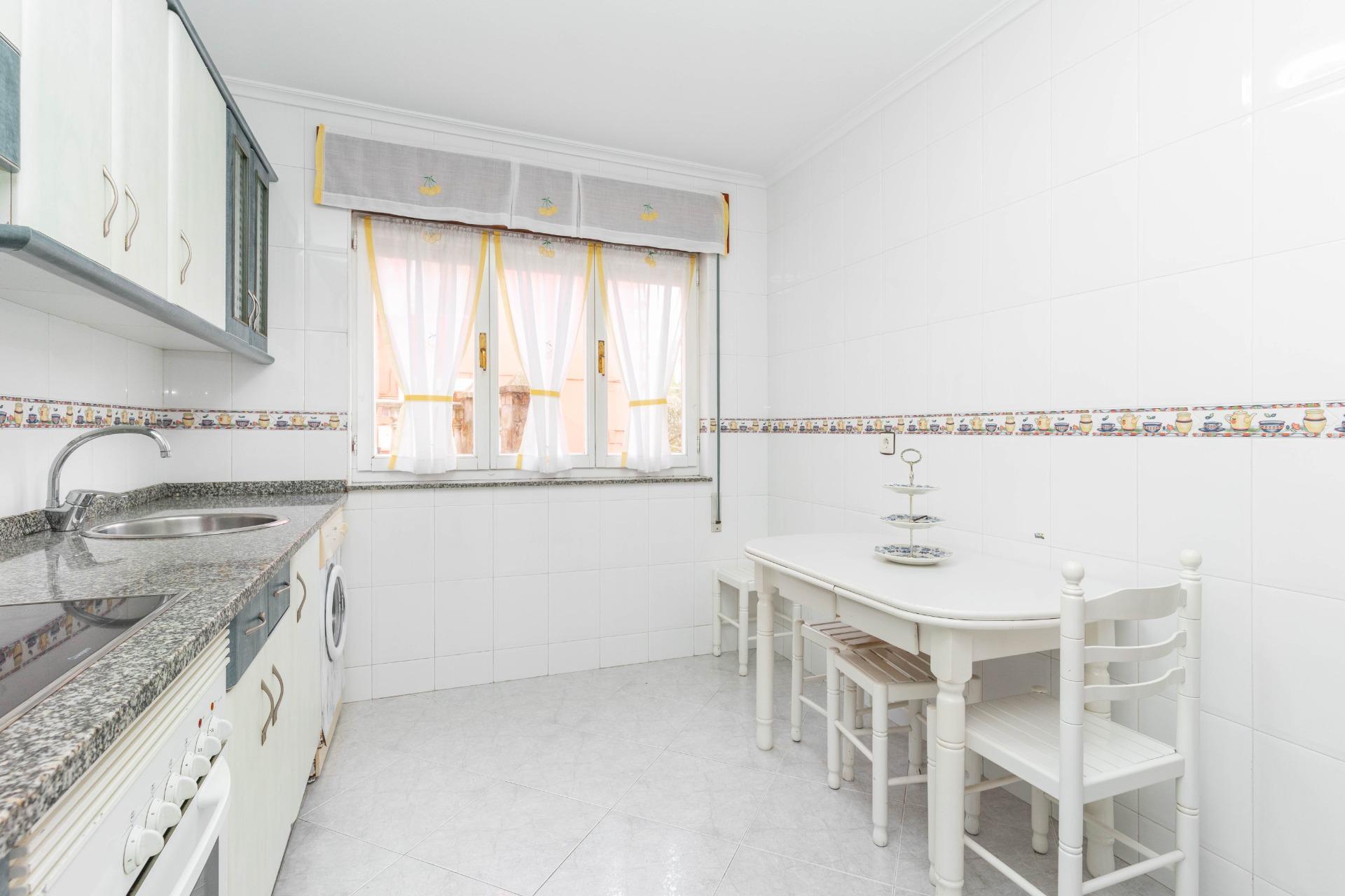 Casa en Ortiguera muy cerca del mar.