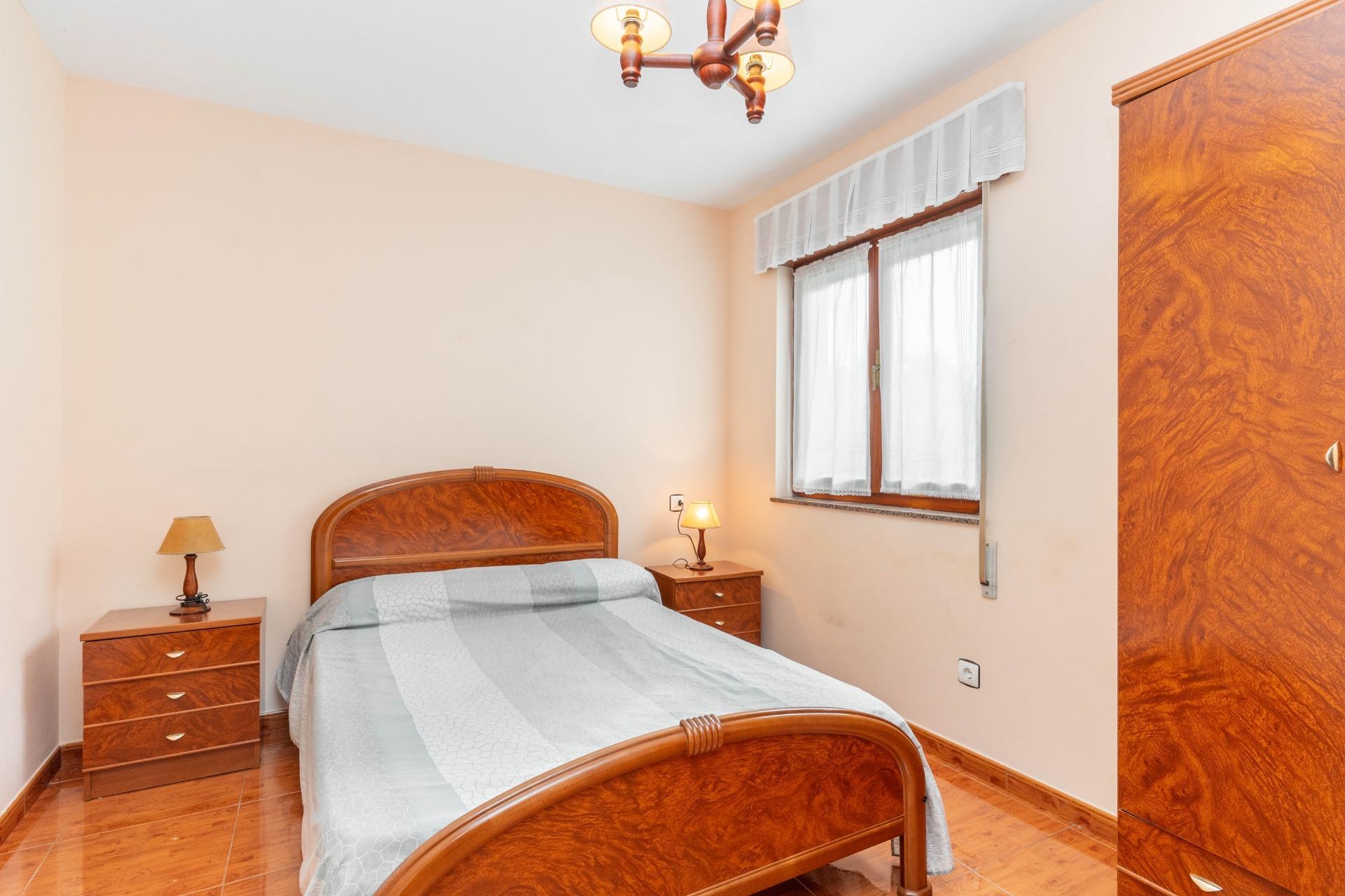 Casa en Ortiguera muy cerca del mar.