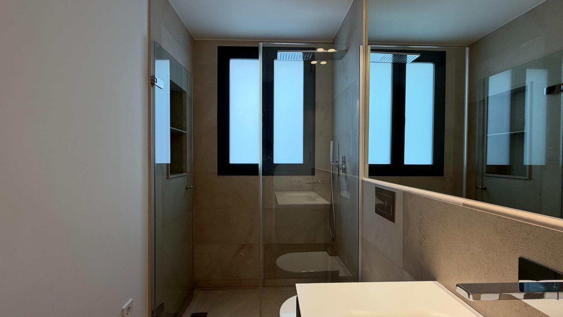 Lujo, Diseño y Confort en el Corazón de Silla