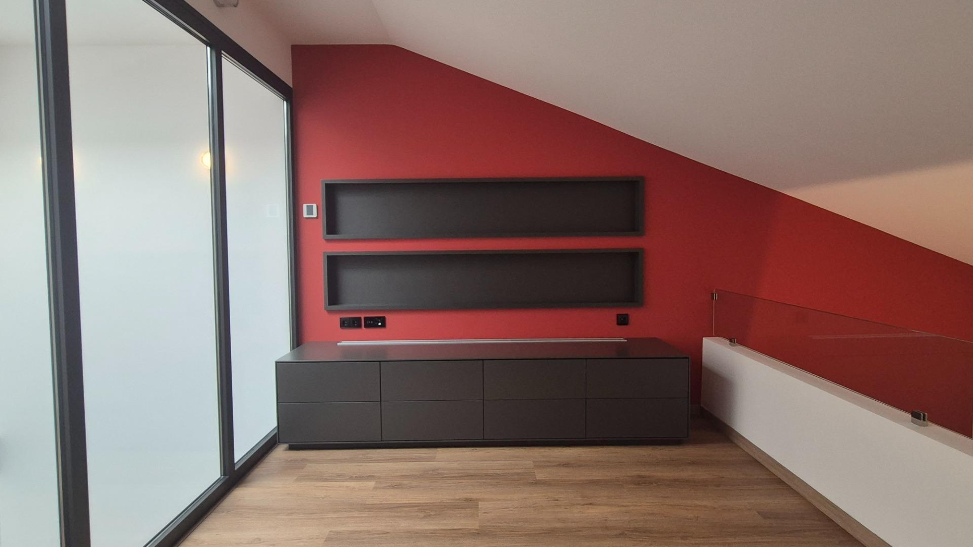 Lujo, Diseño y Confort en el Corazón de Silla