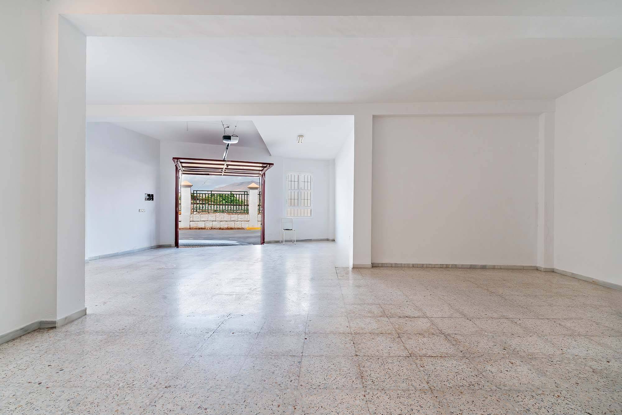 Vivienda Unifamiliar sobre local