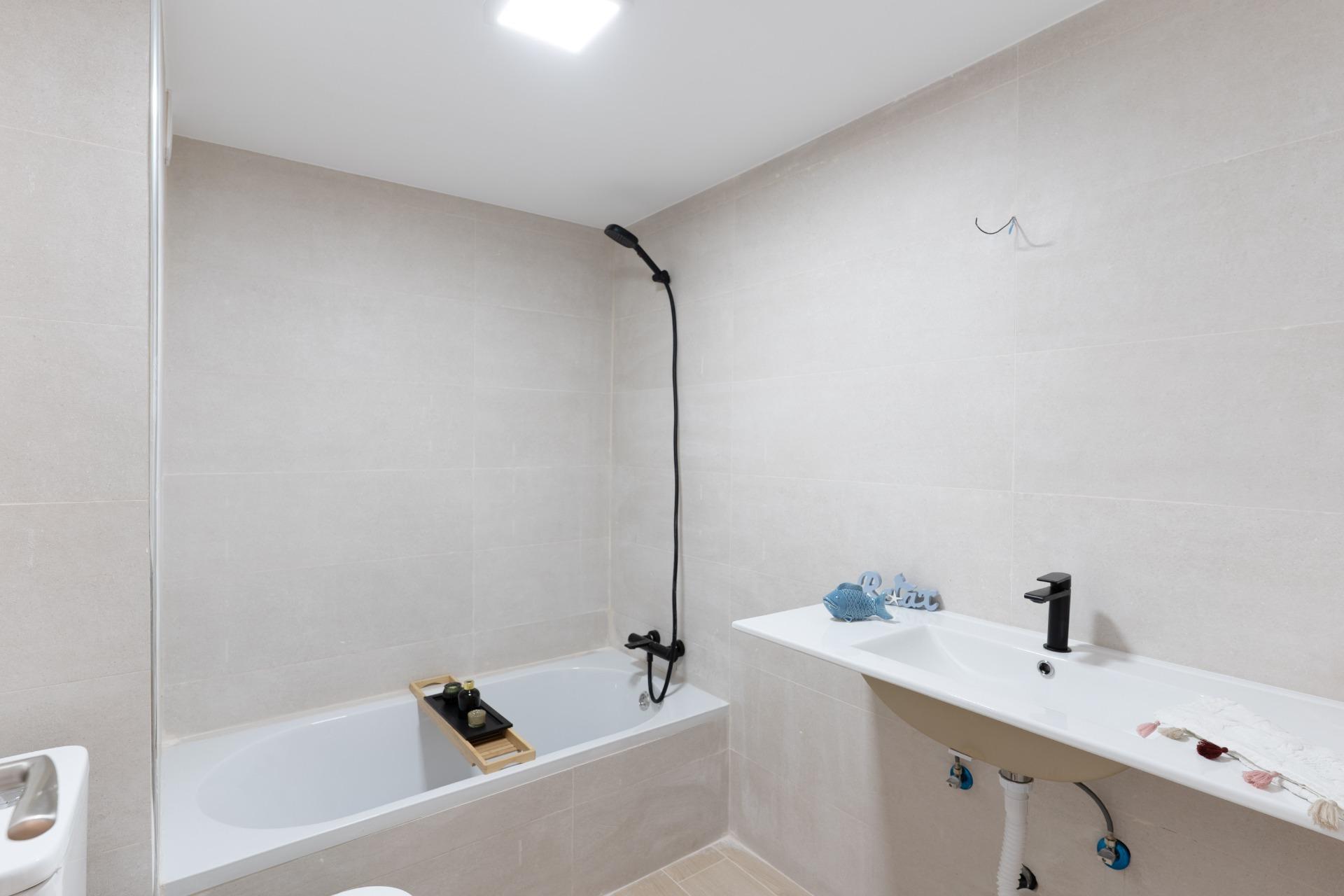 Pisos-Venta-AlmerÃ­a-1974920-Foto-11