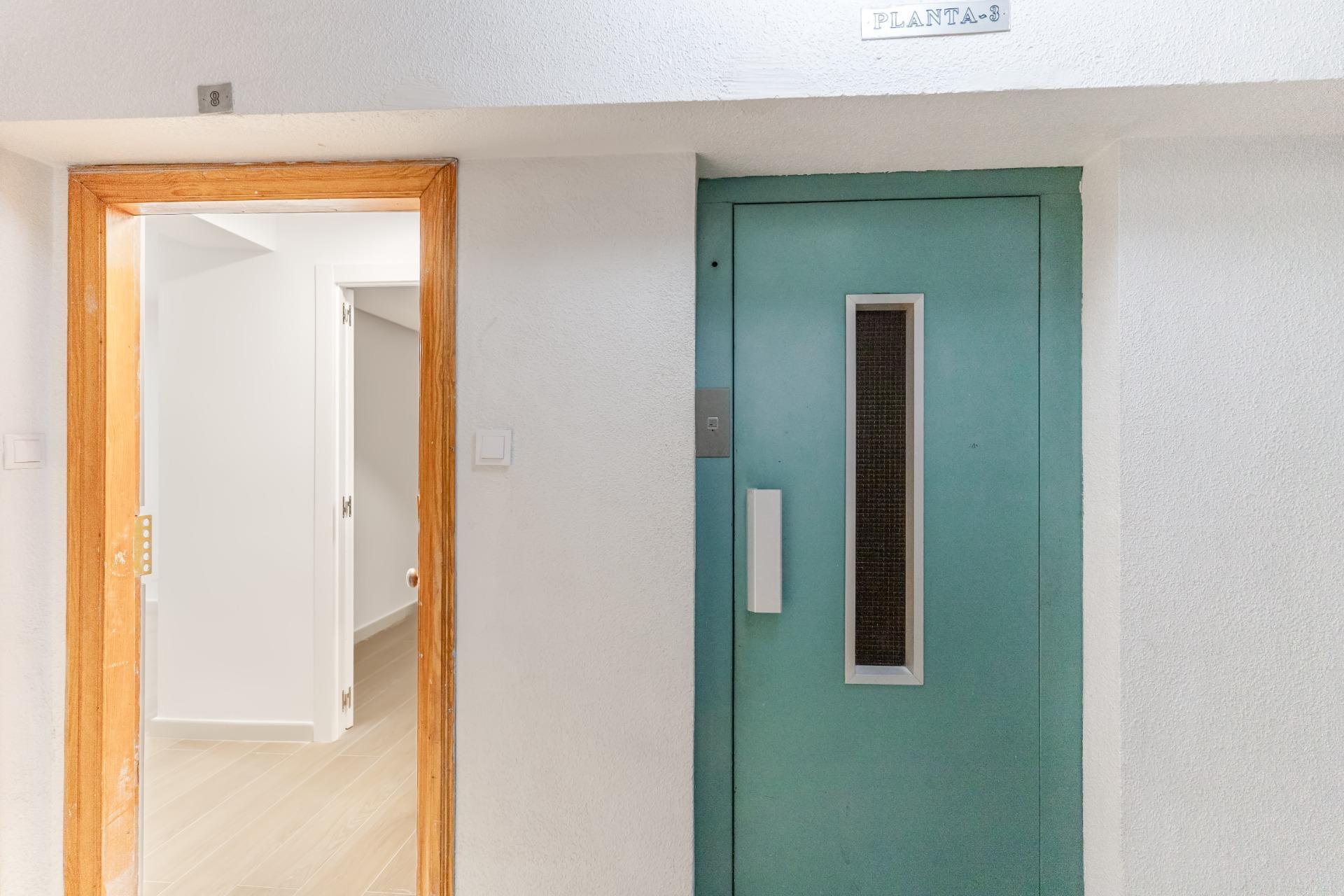 Pisos-Venta-AlmerÃ­a-1974920-Foto-32