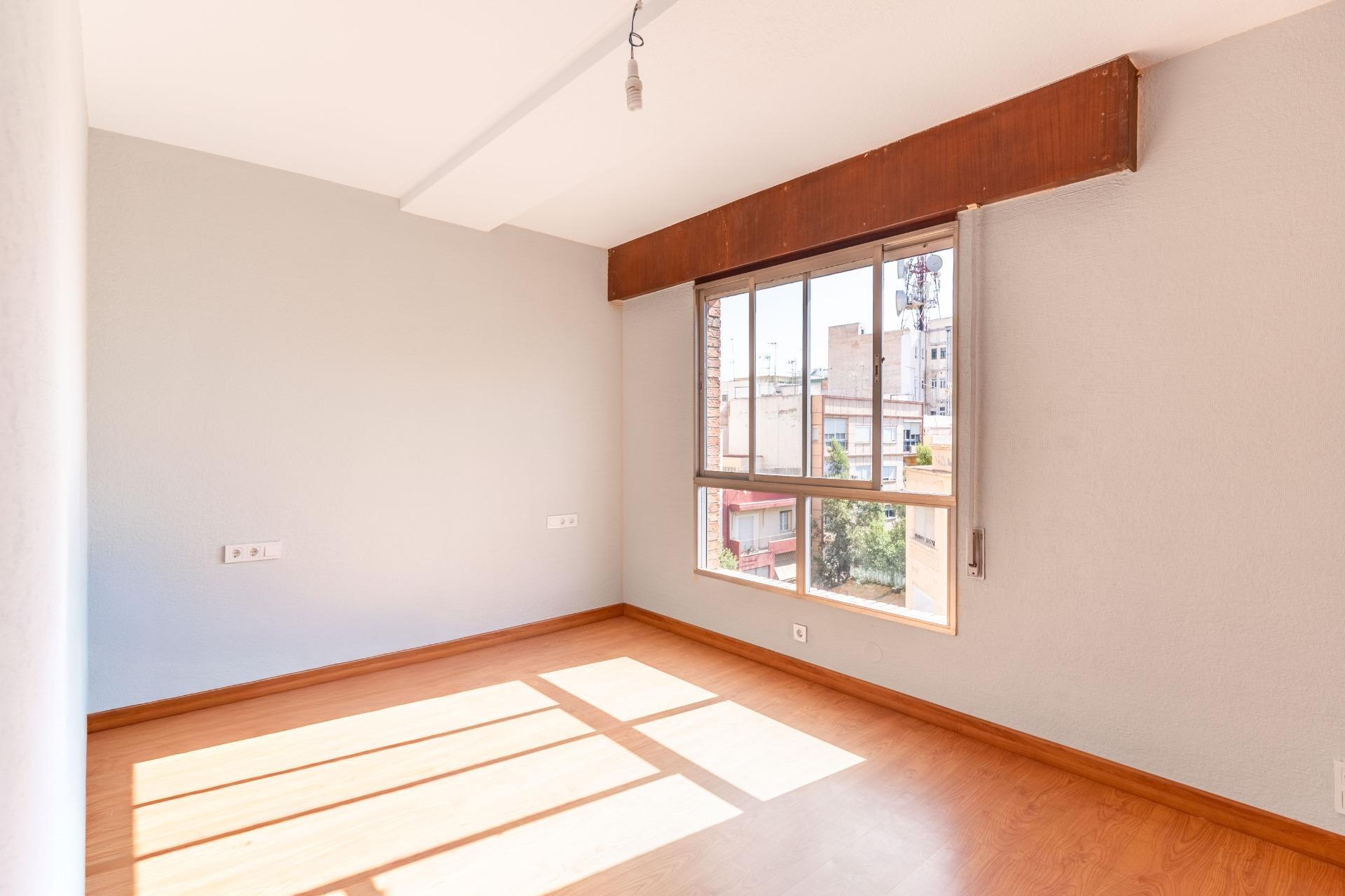 Vivienda de Primera en el Corazón de Almería