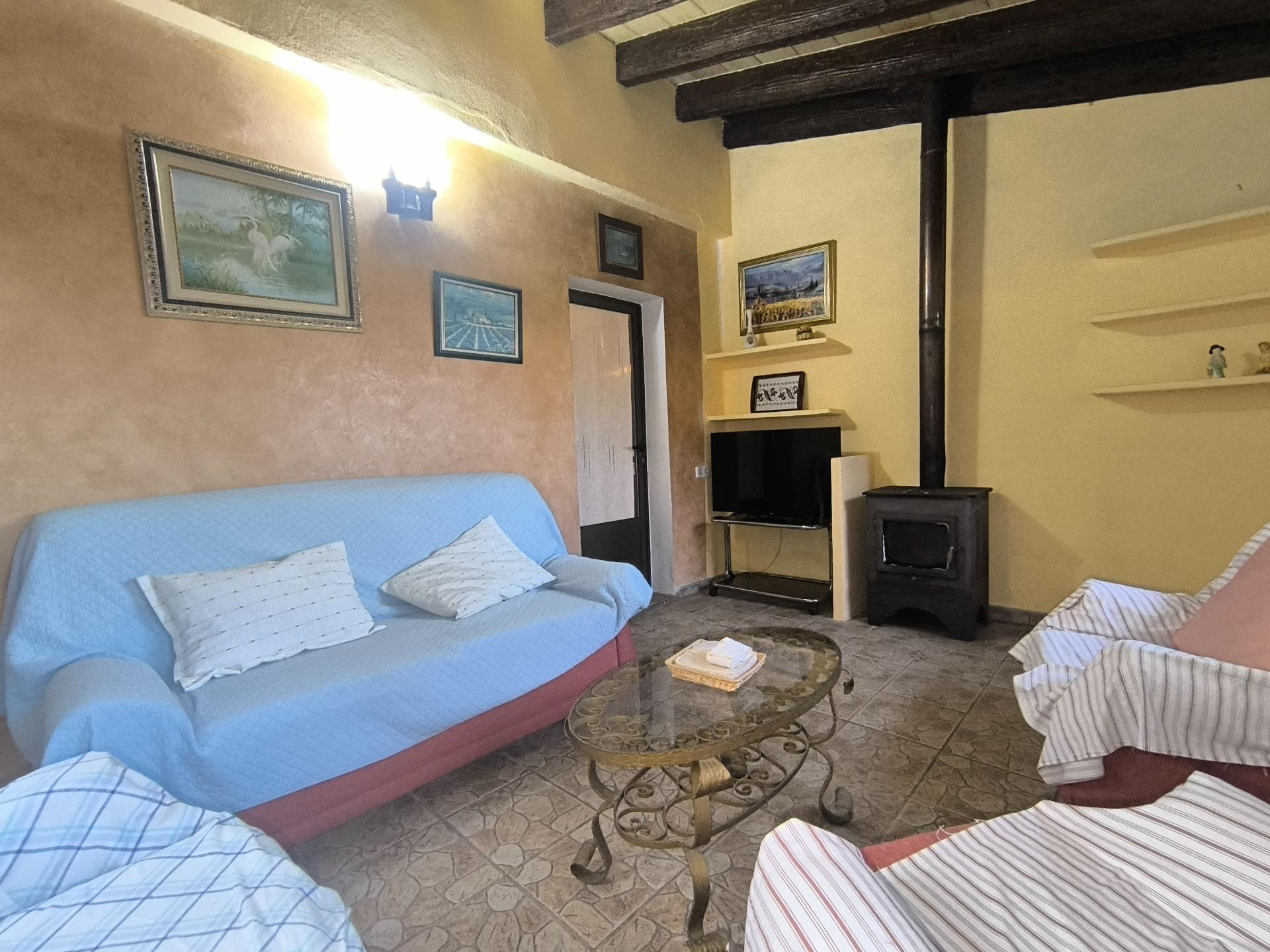 Oportunidad Exclusiva: Finca Rústica en el corazón de Mallorca con piscina, pozo y luz de gesa