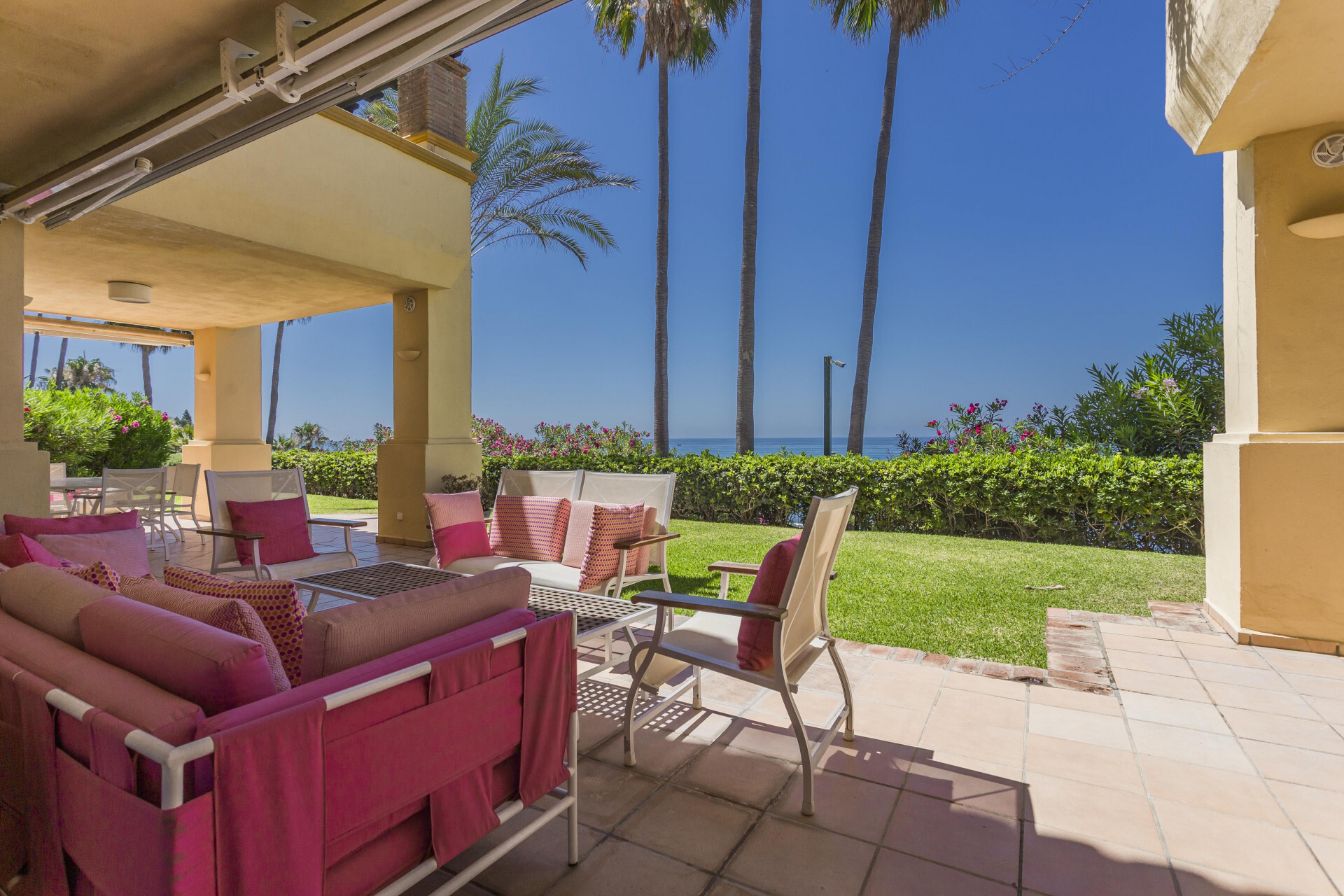 Apartamento exquisito y reformado con estilo y con acceso directo al mar