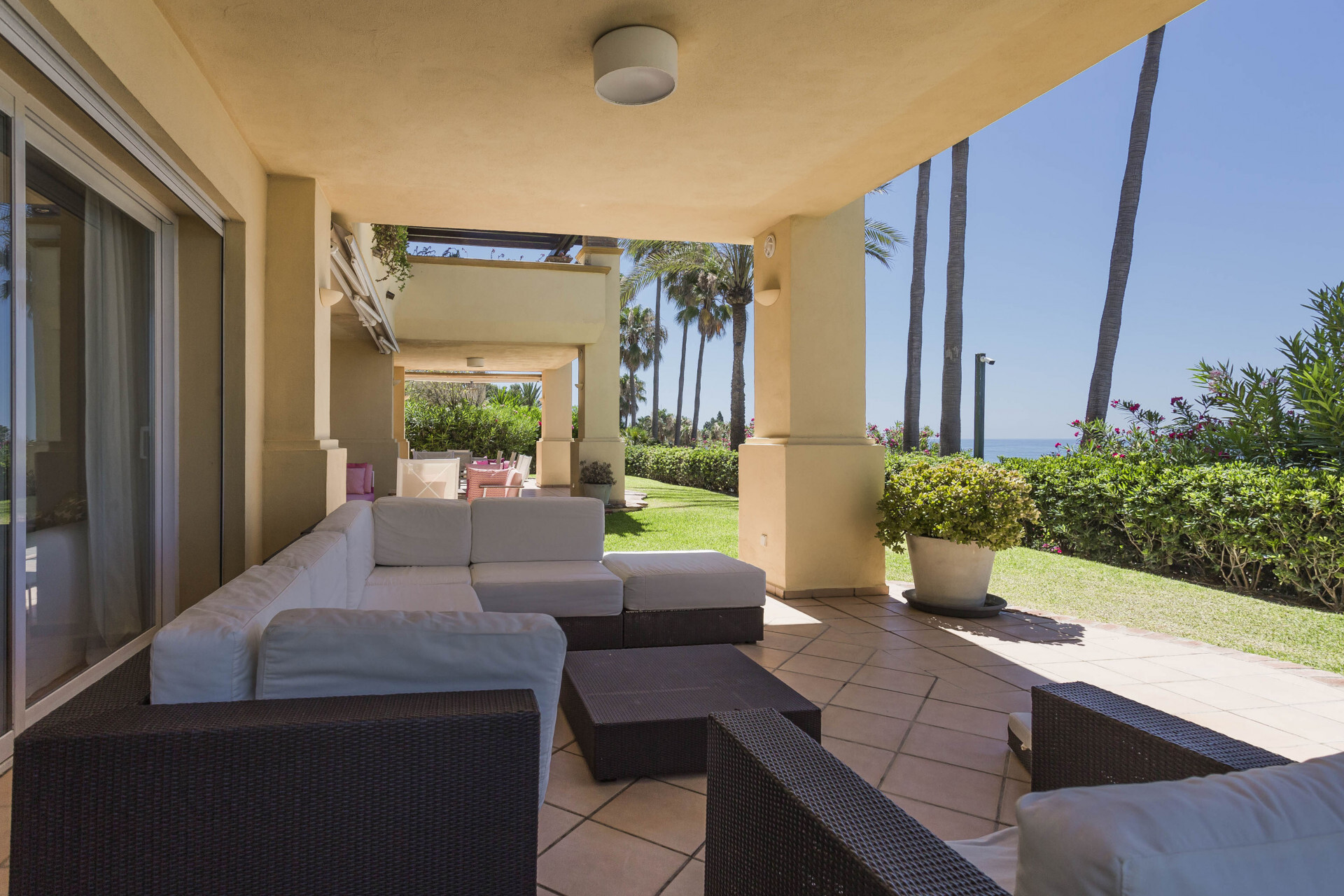 Apartamento exquisito y reformado con estilo y con acceso directo al mar