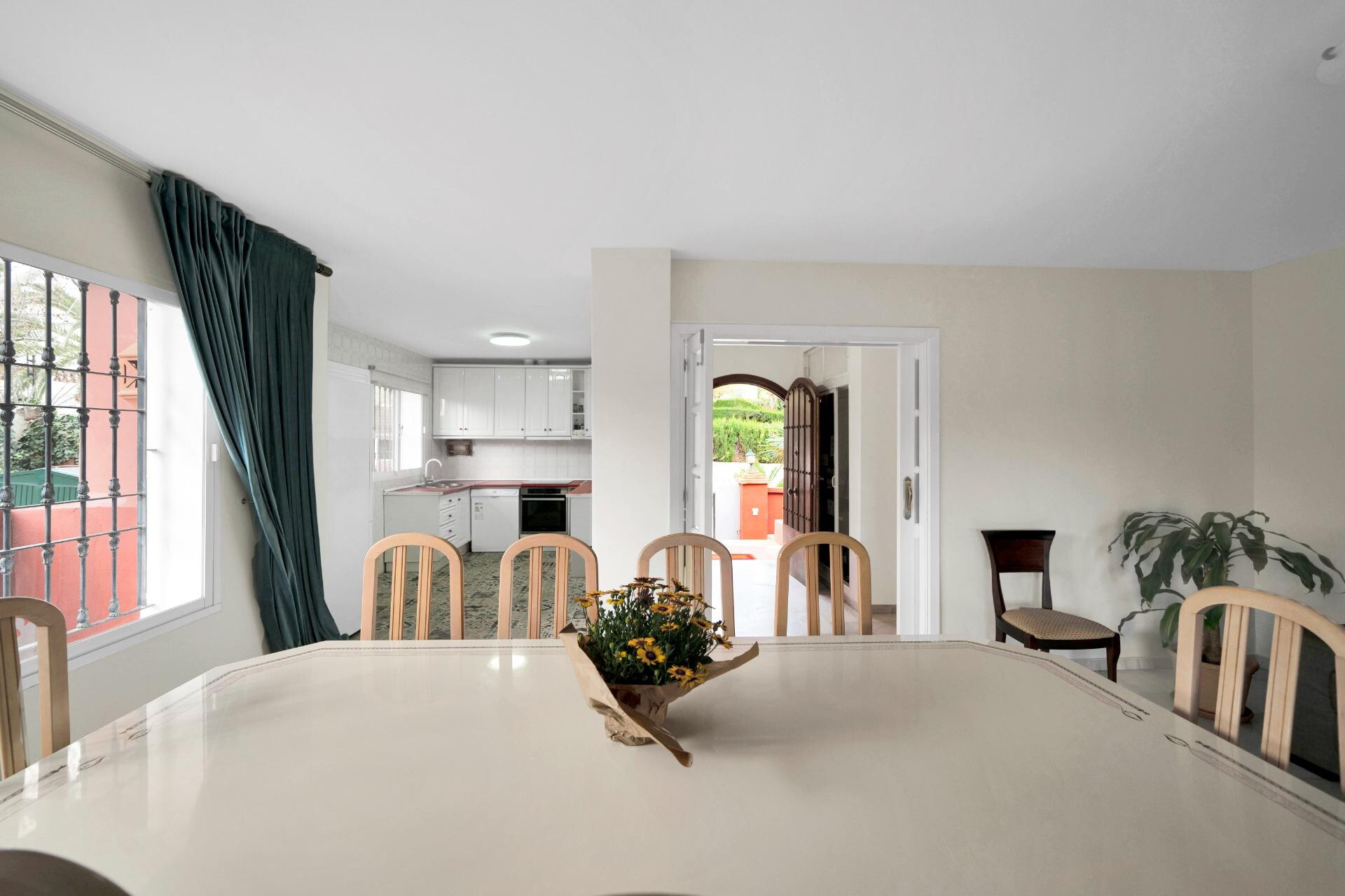 Villa Independiente en Elviria