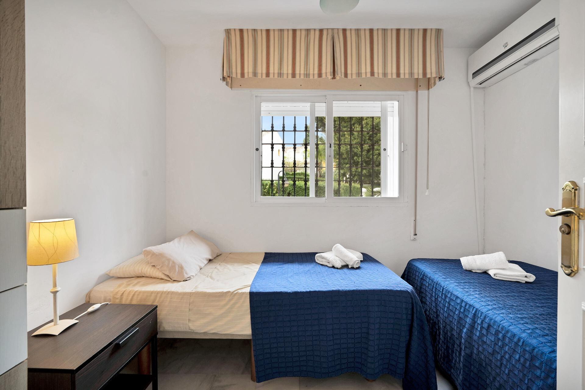 Villa Independiente en Elviria