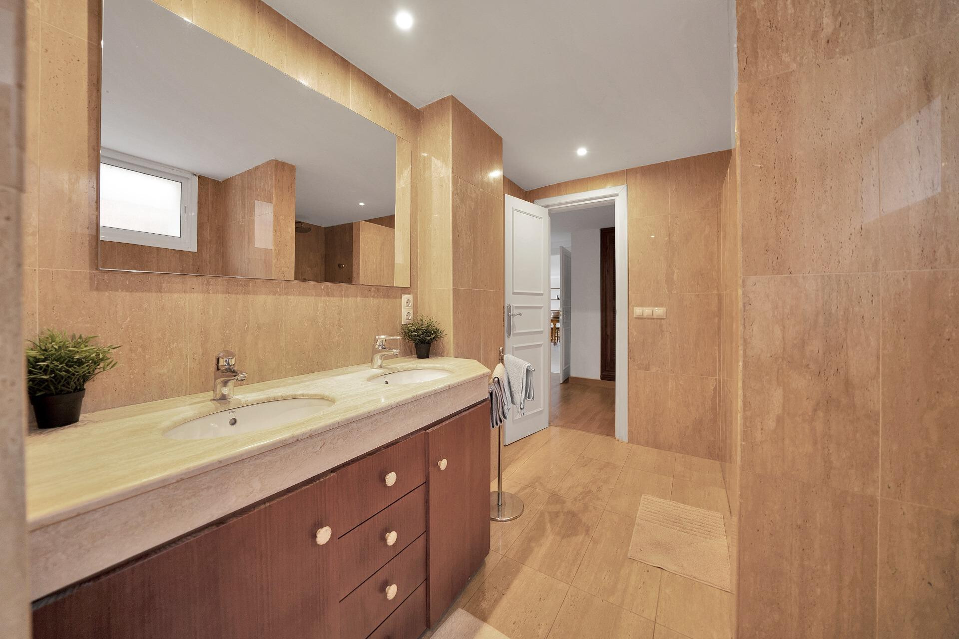 Villa Independiente en Elviria