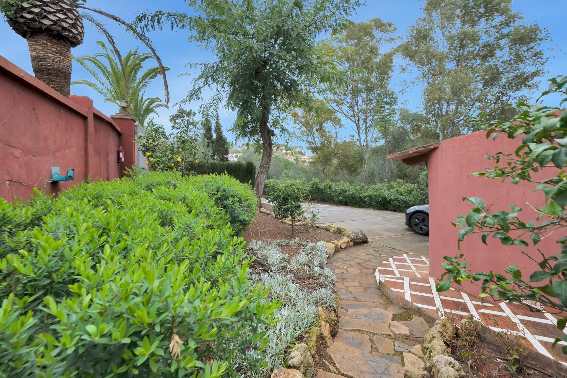 Villa Independiente en Elviria