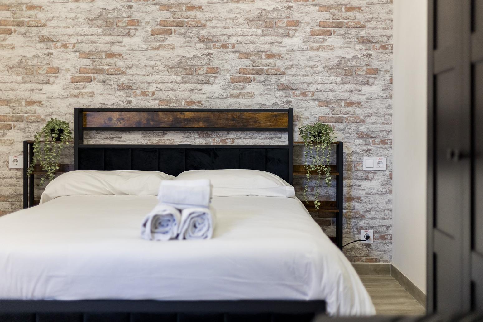 ESTUDIO REFORMADO CON ALTA RENTABILIDAD EN MARXALENES