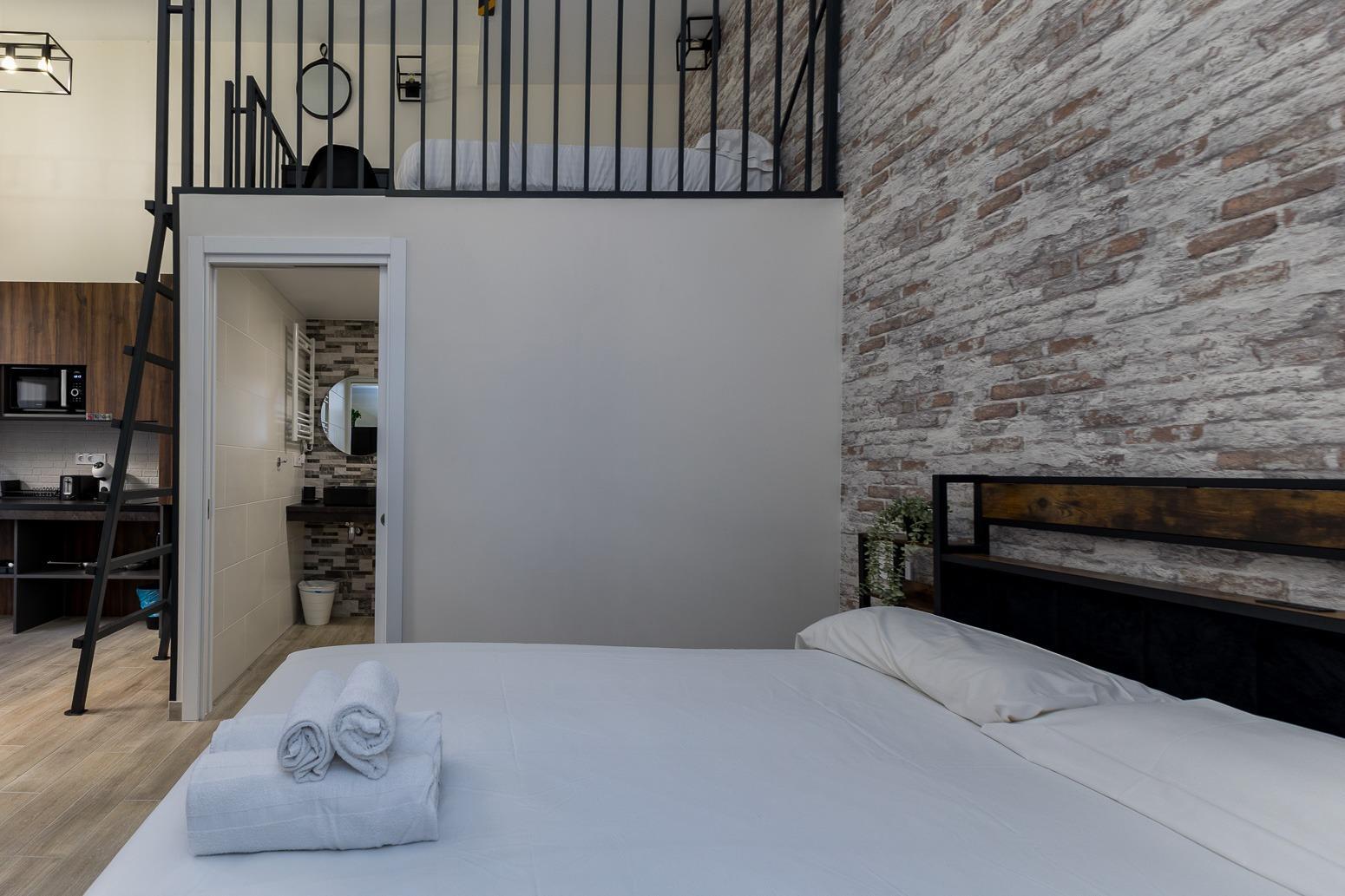 ESTUDIO REFORMADO CON ALTA RENTABILIDAD EN MARXALENES