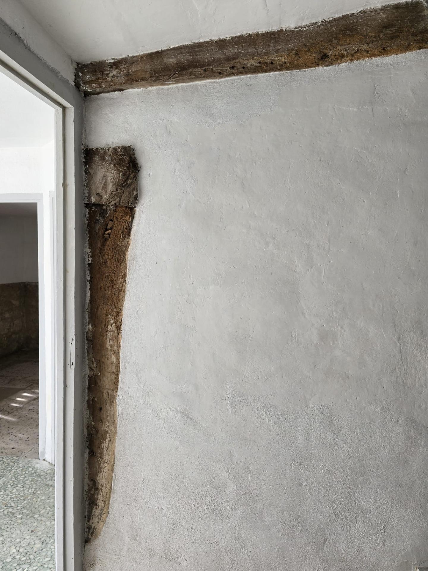 TRADICIONAL CASA A REHABILITAR DE 8 HABITACIONES EN VALLE DE LAS NAVAS + terreno 1116mtrs. urbano