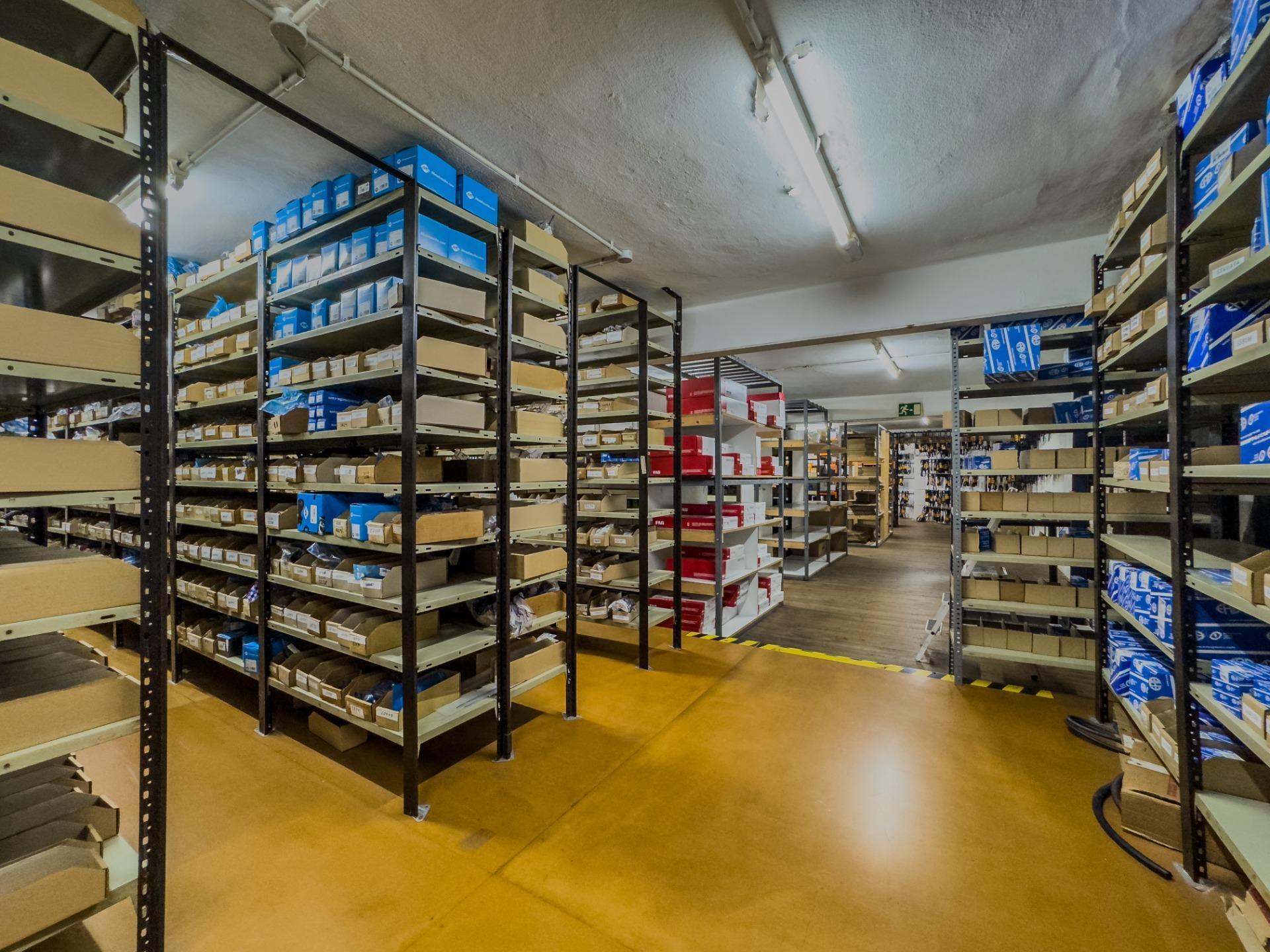 LOCAL COMERCIAL EN LA C/CAPITAN PALACIOS