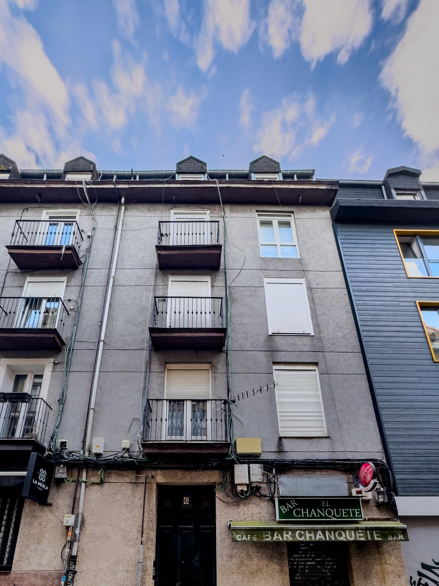 Piso reformado y luminoso en pleno centro de Santander