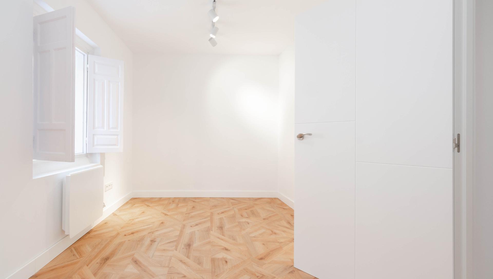 Casa rehabilitada integralmente en 2025 ? Paseo de San Juan de Nieva (Avilés) 114 m²  + Bajo cubierta espectacular | Trastero anejo