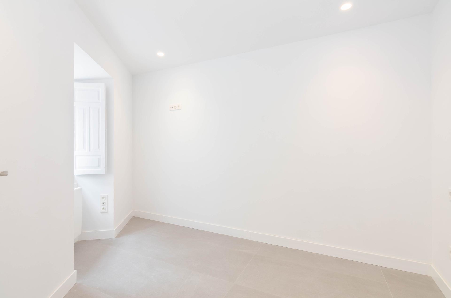 Casa rehabilitada integralmente en 2025 ? Paseo de San Juan de Nieva (Avilés) 114 m²  + Bajo cubierta espectacular | Trastero anejo