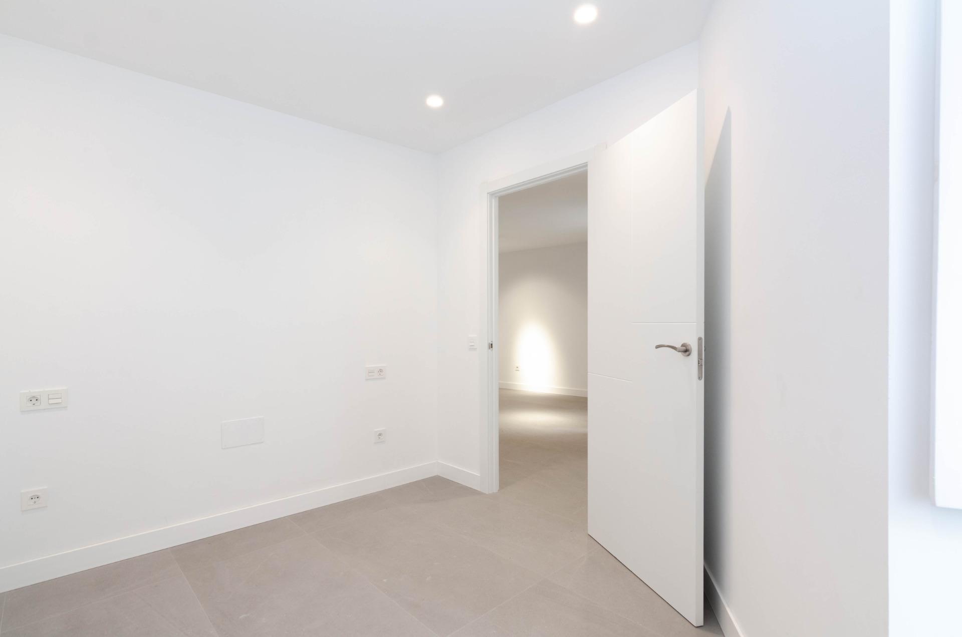 Casa rehabilitada integralmente en 2025 ? Paseo de San Juan de Nieva (Avilés) 114 m²  + Bajo cubierta espectacular | Trastero anejo