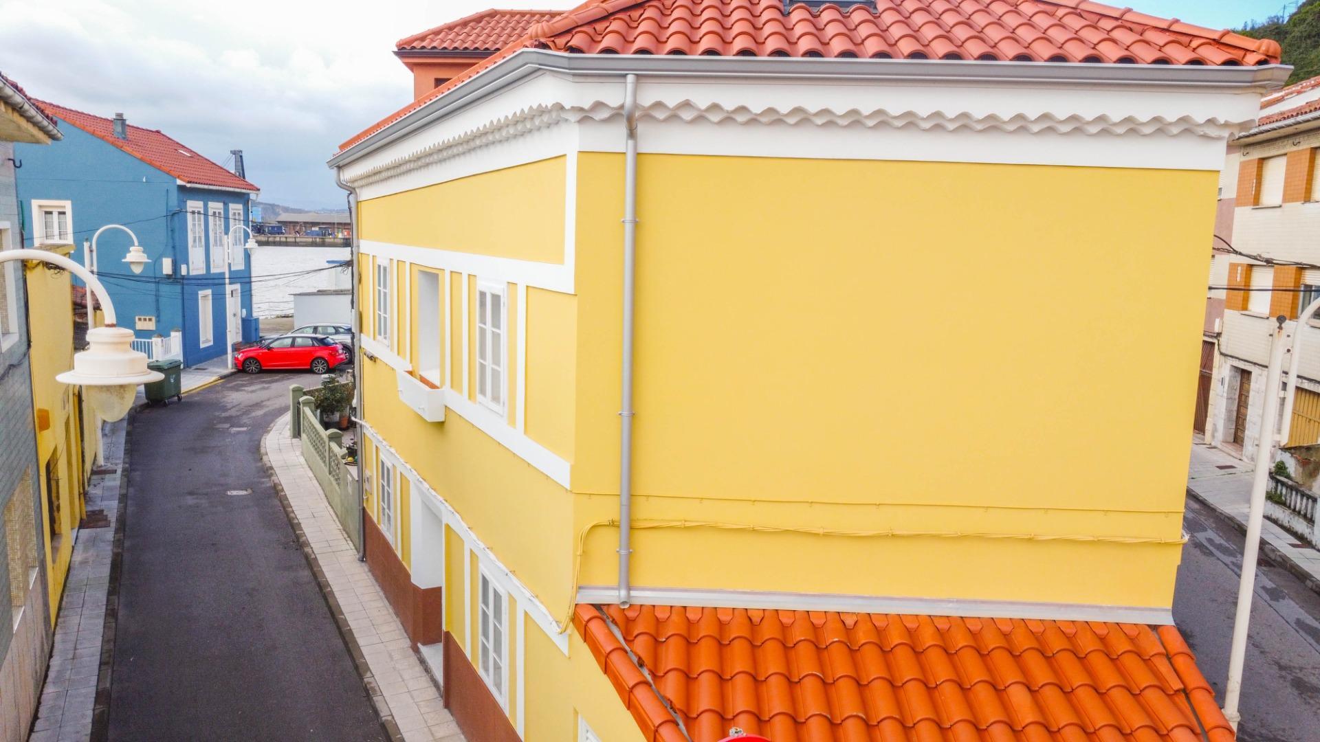 Casa rehabilitada integralmente en 2025 ? Paseo de San Juan de Nieva (Avilés) 114 m²  + Bajo cubierta espectacular | Trastero anejo