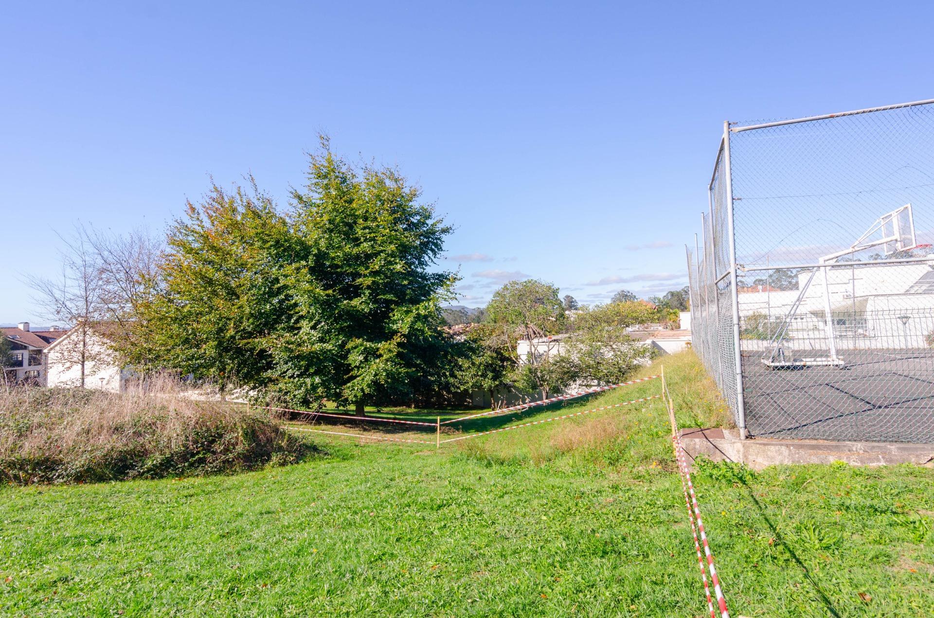 Parcela edificable con proyecto en urbanizacion de soto de Llanera