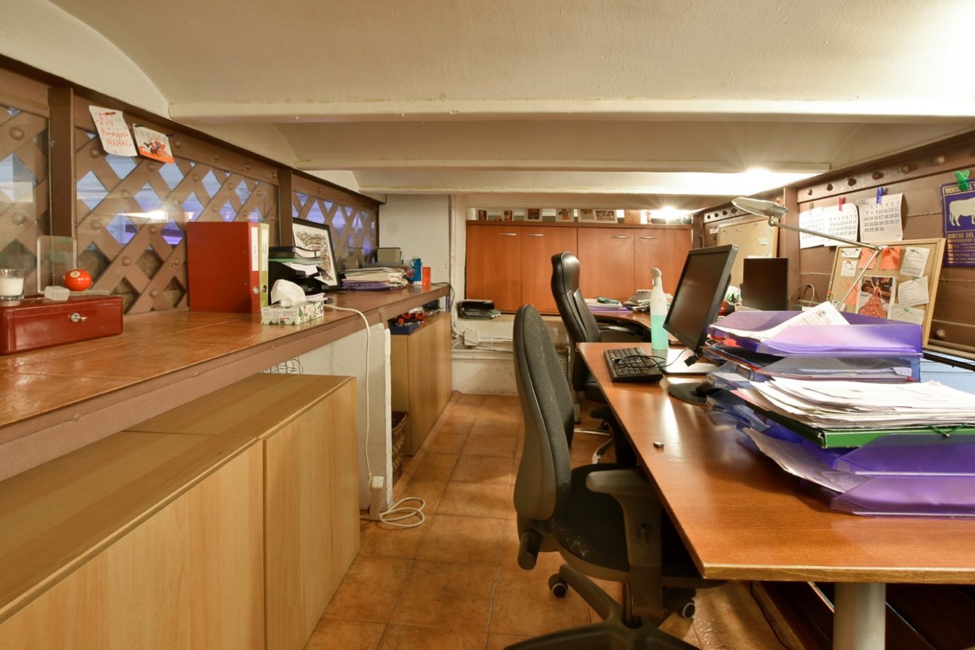 Se ALQUILA Local Comercial junto a Mercado Collblanc