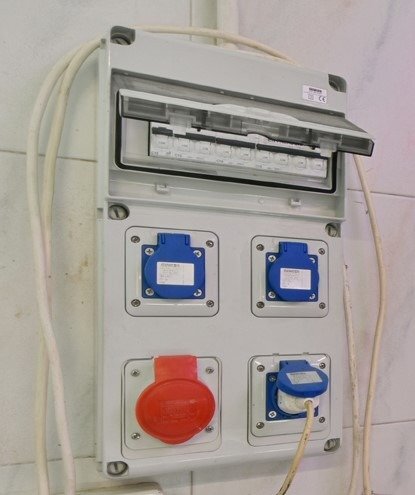 Se ALQUILA Local Comercial junto a Mercado Collblanc