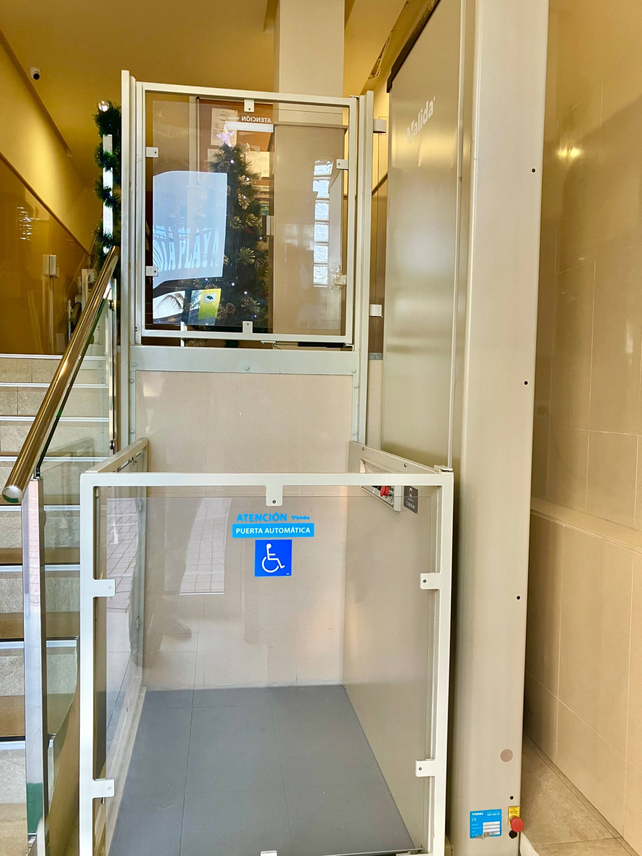 OPORTUNIDAD INVERSORES, APARTAMENTO EN PRIMERA LÍNEA DE LAS CANTERAS!!!